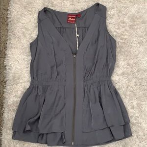 Women’s vest/tank top size small